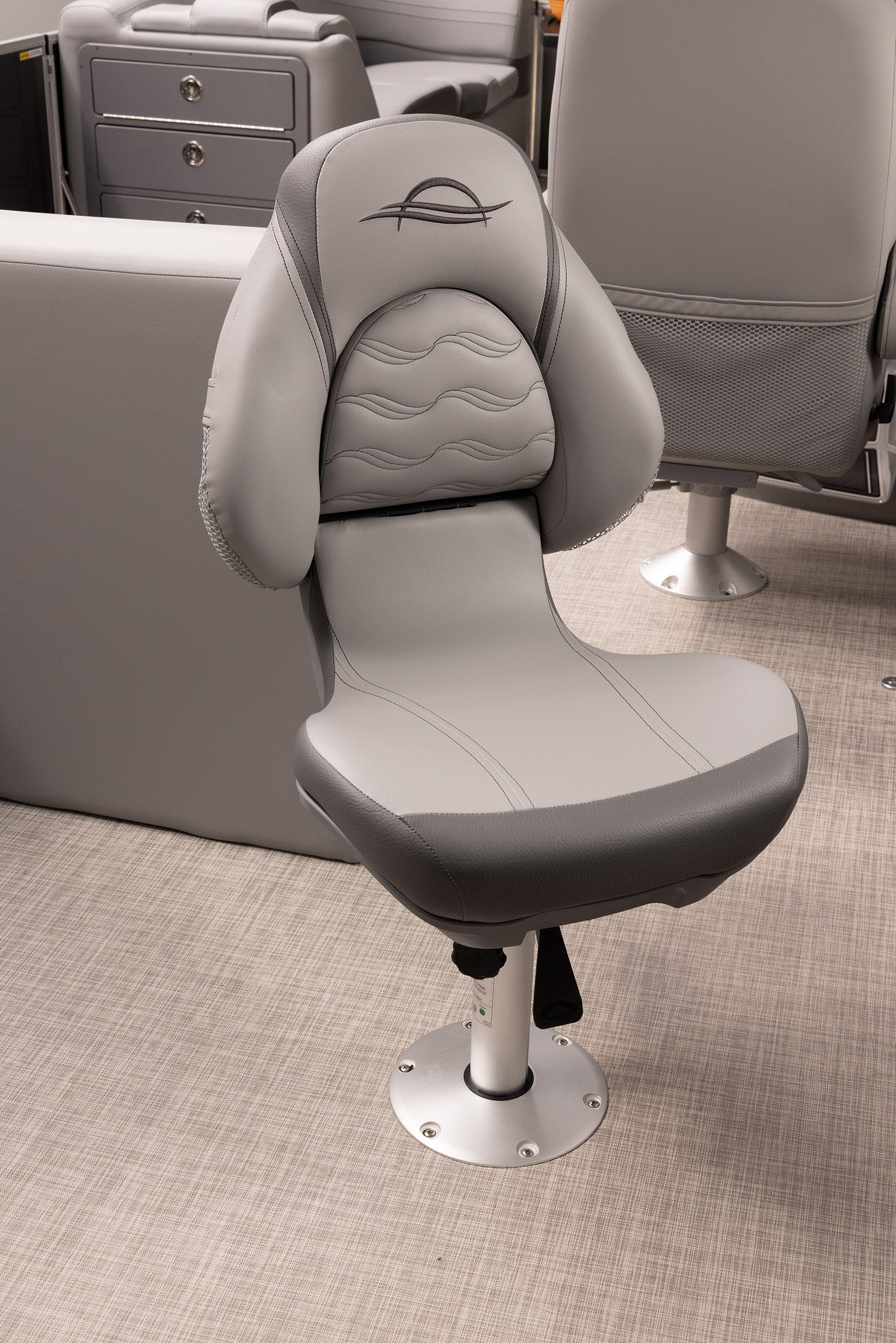 Fusion 322 RF Fish Seat